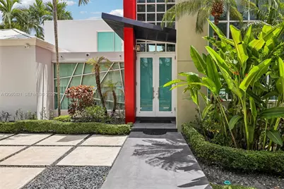 16581 NW 84th Ave, Miami Lakes, FL 33016 - Photo 5