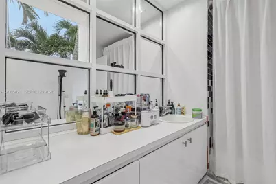 16581 NW 84th Ave, Miami Lakes, FL 33016 - Photo 39