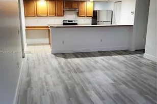 9909 Westwood Dr, Tamarac, FL 33321 - Photo 9