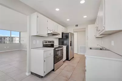 1300 NE Miami Gardens Dr #714E, Miami, FL 33179 - Photo 17