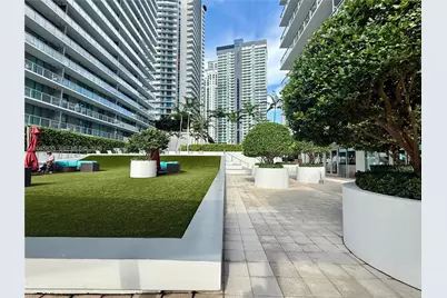 79 SW 12th St #1207-S, Miami, FL 33130 - Photo 17
