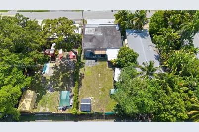 125 SE 2nd Ter, Hallandale Beach, FL 33009 - Photo 37