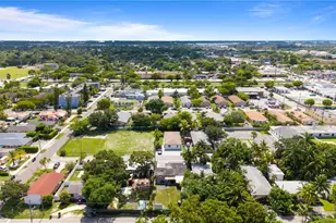 125 SE 2nd Terrace, Hallandale Beach, FL 33009 - Photo 39