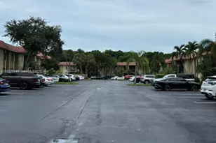 301 Lakeview Dr, Weston, FL 33326 - Photo 19