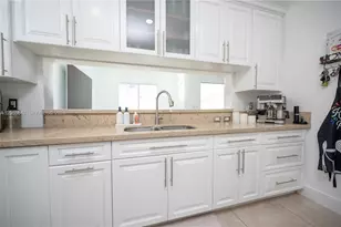 1046 NE 17th Terrace, Homestead, FL 33033 - Photo 7