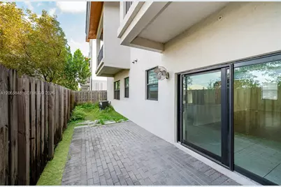 10461 NW 82nd St #10, Doral, FL 33178 - Photo 21