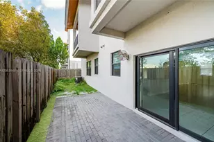 10461 NW 82nd St, Doral, FL 33178 - Photo 21