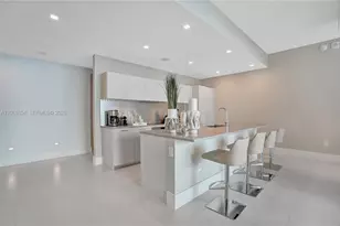 501 NE 31st St, Miami, FL 33137 - Photo 9