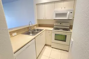 8353 SW 26 th St, Miramar, FL 33025 - Photo 9