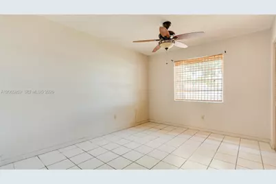 10710 SW 32nd St, Miami, FL 33165 - Photo 29