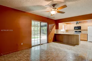 10710 SW 32nd St, Miami, FL 33165 - Photo 17