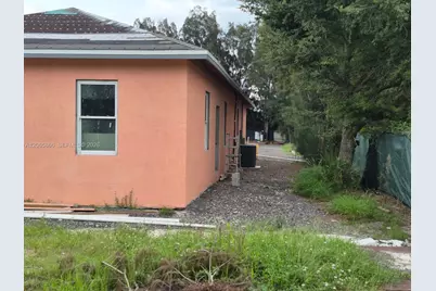160 N Granja St, Clewiston, FL 33440 - Photo 11