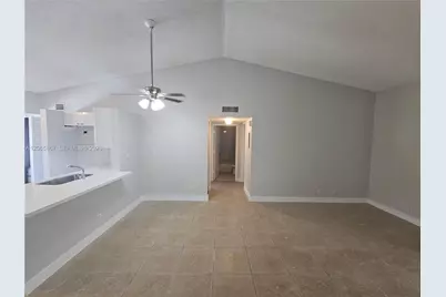 713 Gardens Dr #205, Pompano Beach, FL 33069 - Photo 5
