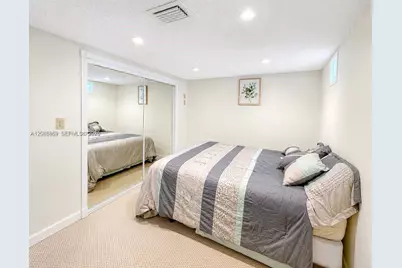 5005 Collins Ave #616, Miami Beach, FL 33140 - Photo 17