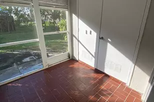446 NE 210th Cir Terrace, Miami, FL 33179 - Photo 7