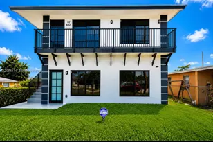 634 SW 7th St, Homestead, FL 33030 - Photo 1