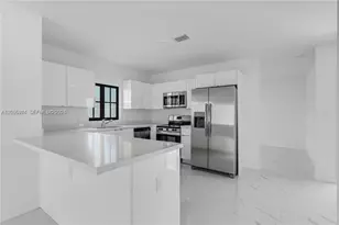 634 SW 7th St, Homestead, FL 33030 - Photo 5