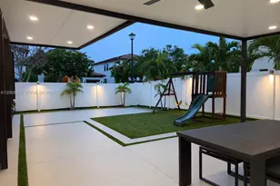 3555 W 106th St, Hialeah, FL 33018 - Photo 17