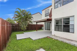 622 NW 98th Ct, Miami, FL 33172 - Photo 23