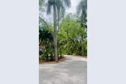 19980 SW 324th St #19980, Homestead, FL 33030 - Photo 3