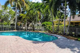 1073 Allamanda Way, Weston, FL 33327 - Photo 11