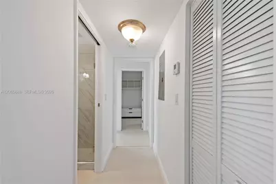 1621 Collins Ave #908, Miami Beach, FL 33139 - Photo 25