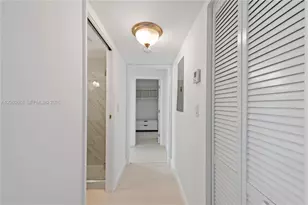 1621 Collins Ave, Miami Beach, FL 33139 - Photo 25