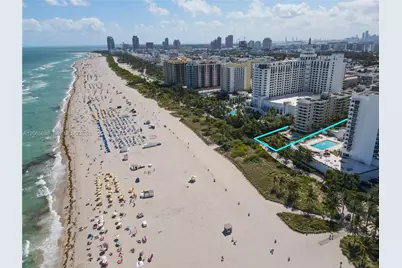 1621 Collins Ave #908, Miami Beach, FL 33139 - Photo 1