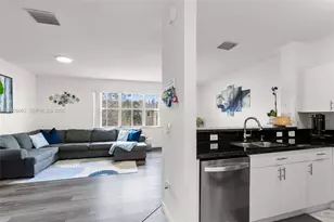 230 SE 29th Ave, Homestead, FL 33033 - Photo 3