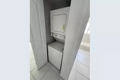 1453 SW 3 St #303, Miami, FL 33135 - Photo 7