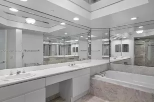 16400 Collins Ave, Sunny Isles Beach, FL 33160 - Photo 21