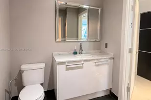 900 Biscayne Blvd, Miami, FL 33132 - Photo 11