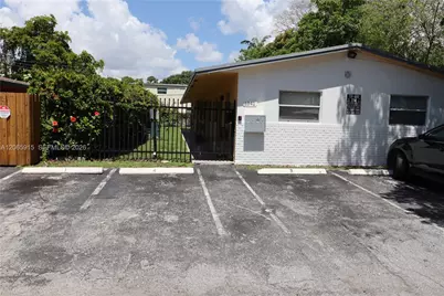 1341 NE 5th Ter #3, Fort Lauderdale, FL 33304 - Photo 5