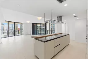 1000 Brickell Plaza, Miami, FL 33131 - Photo 13
