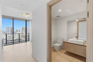 1000 Brickell Plaza, Miami, FL 33131 - Photo 37