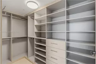 1000 Brickell Plaza, Miami, FL 33131 - Photo 29