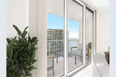 1750 N Bayshore Dr #PH-5309, Miami, FL 33132 - Photo 9