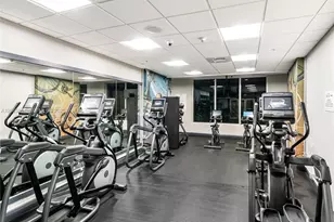 1750 N Bayshore Dr, Miami, FL 33132 - Photo 15
