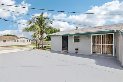 3398 NW 212th St, Miami Gardens, FL 33056 - Photo 27
