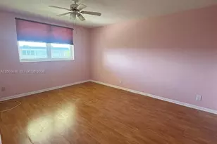 3091 NW 46th Ave, Lauderdale Lakes, FL 33313 - Photo 11
