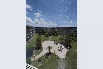 3091 NW 46th Ave #407C, Lauderdale Lakes, FL 33313 - Photo 1