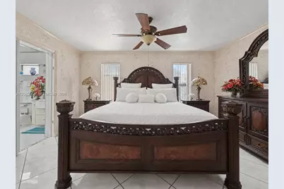 7961 W 6th Ave, Hialeah, FL 33014 - Photo 23