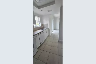 2415 NW 16th St Rd #315, Miami, FL 33125 - Photo 17