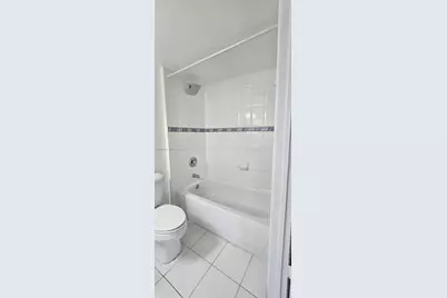 2415 NW 16th St Rd #315, Miami, FL 33125 - Photo 23