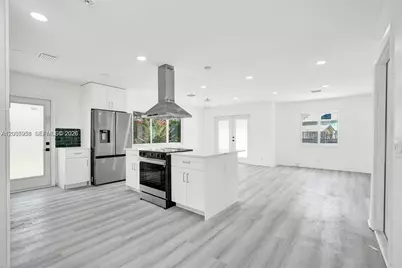 2343 NW 28th St #1, Oakland Park, FL 33311 - Photo 3
