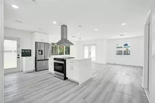 2343 NW 28th St, Oakland Park, FL 33311 - Photo 3