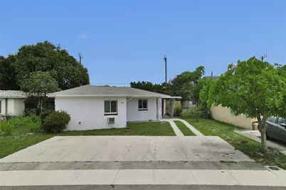 2343 NW 28th St #1, Oakland Park, FL 33311 - Photo 1
