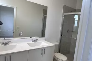 29261 SW 162nd Ct, Homestead, FL 33033 - Photo 9