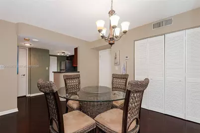 770 Claughton Island Dr #809, Miami, FL 33131 - Photo 7