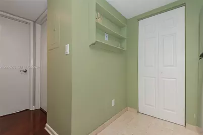 770 Claughton Island Dr #809, Miami, FL 33131 - Photo 13